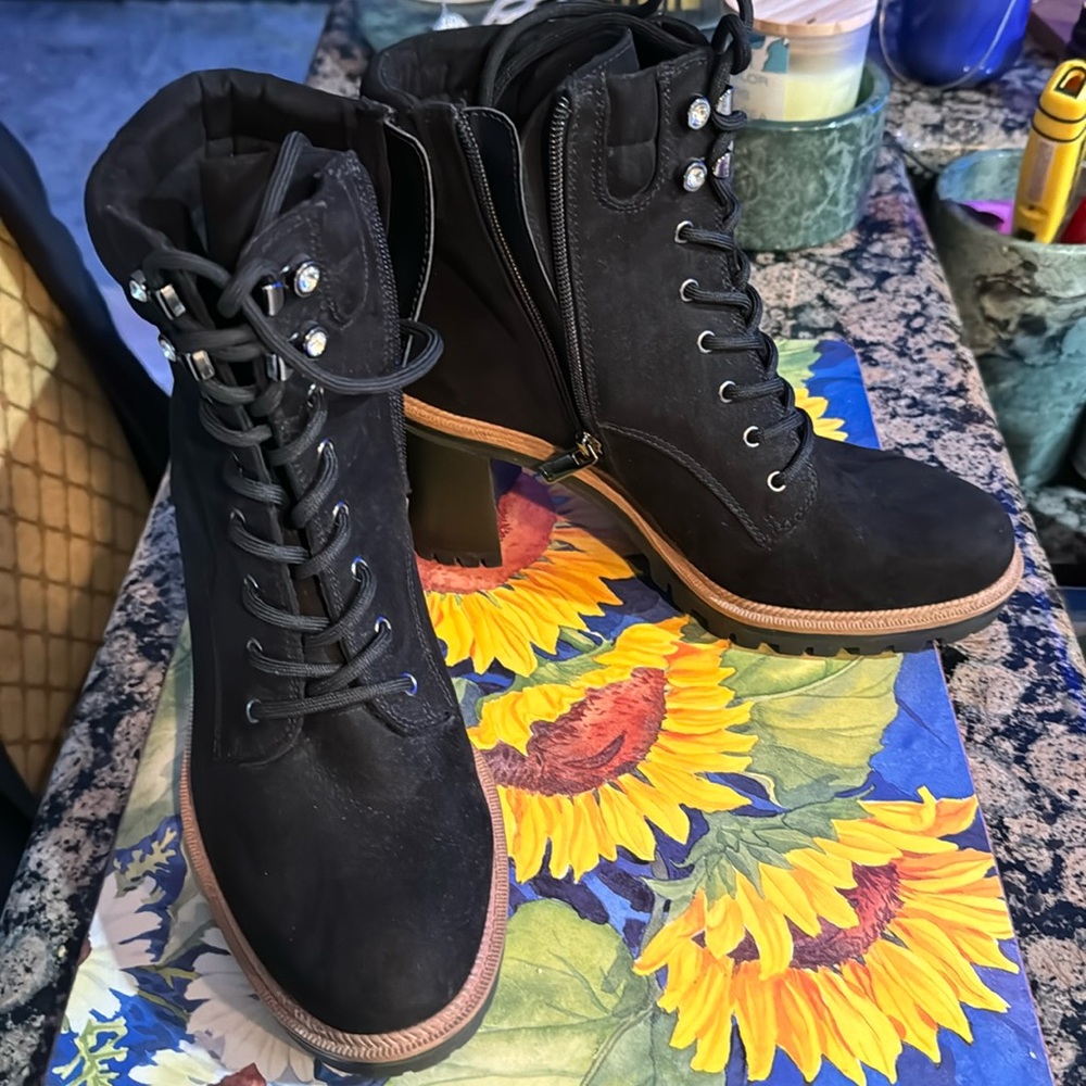 JLo suede boots, size 9 1/2 Med width, like new, rhinestones at top two buckles!